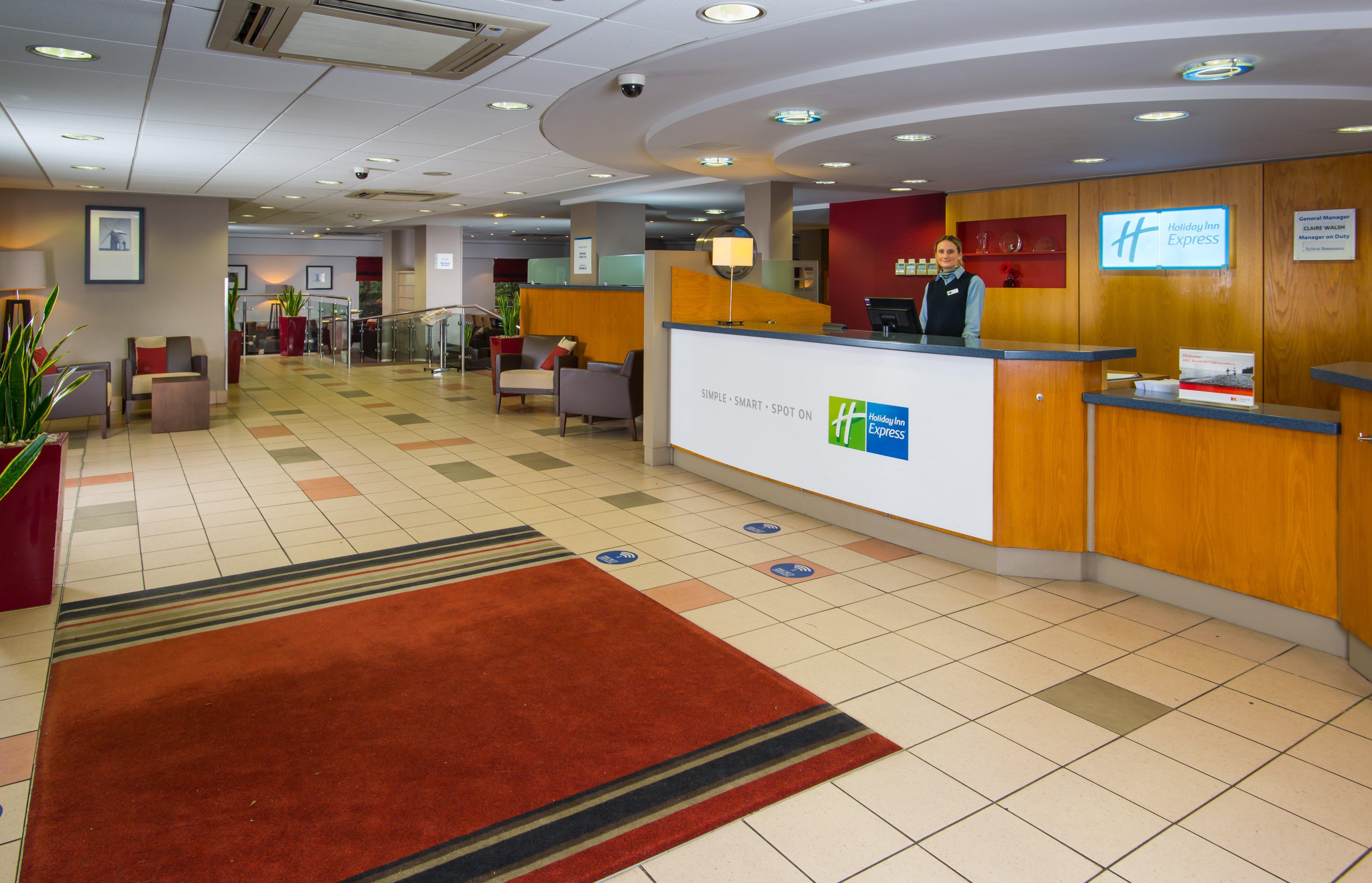 Holiday Inn Express Droitwich Spa By Ihg Exterior photo