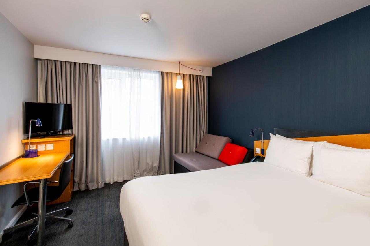Holiday Inn Express Droitwich Spa By Ihg Exterior photo