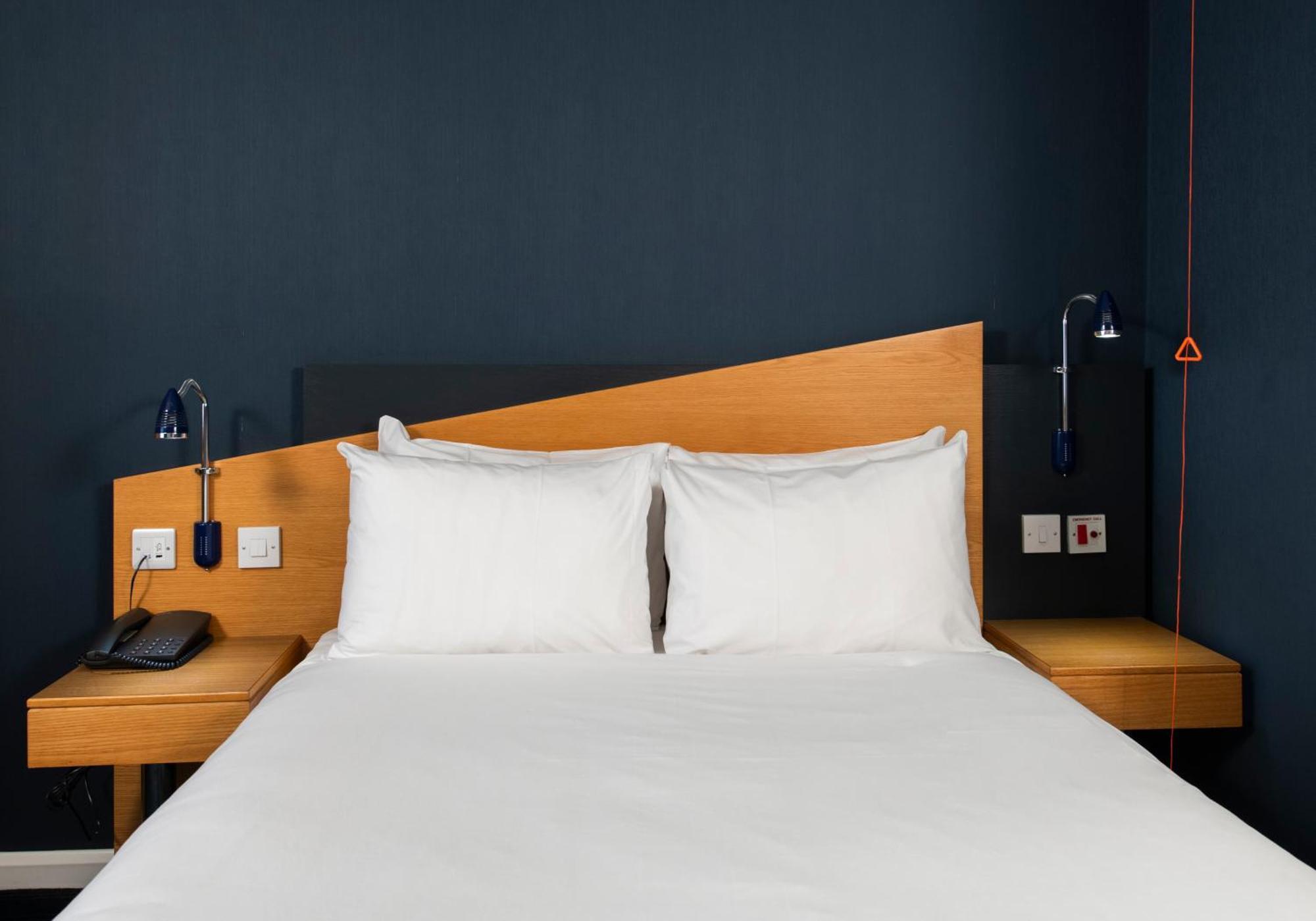 Holiday Inn Express Droitwich Spa By Ihg Room photo