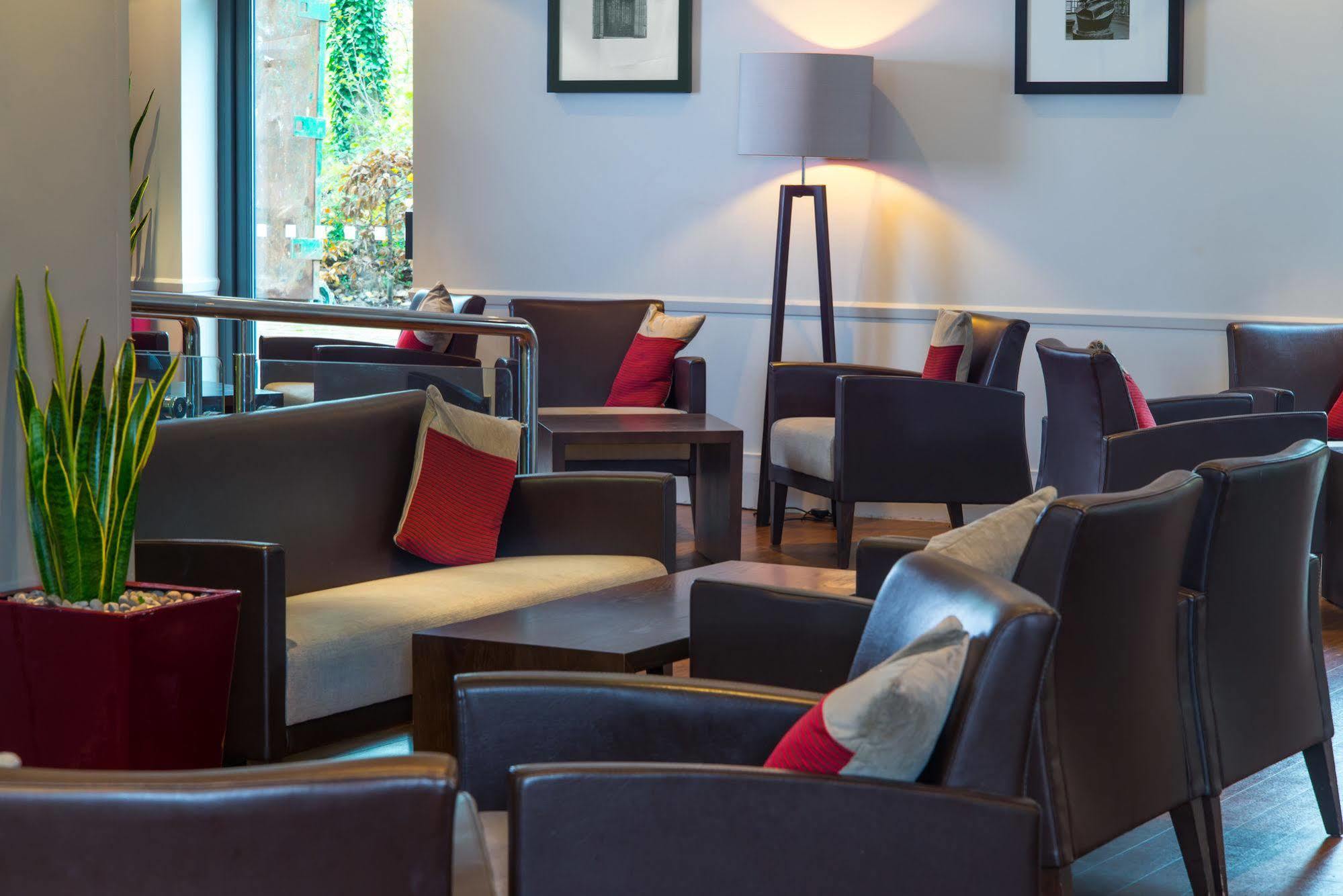 Holiday Inn Express Droitwich Spa By Ihg Exterior photo