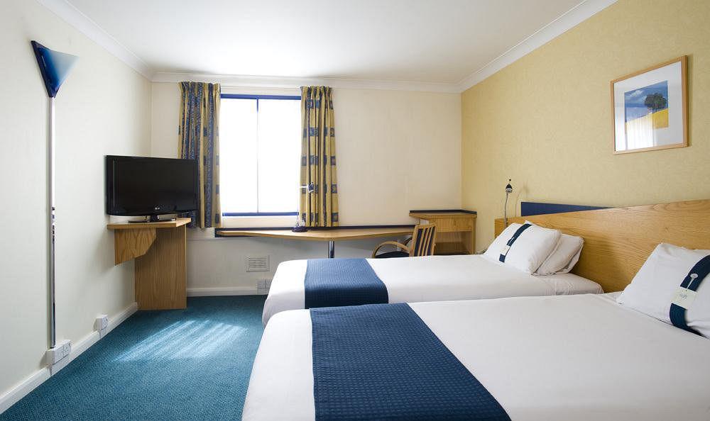 Holiday Inn Express Droitwich Spa By Ihg Room photo
